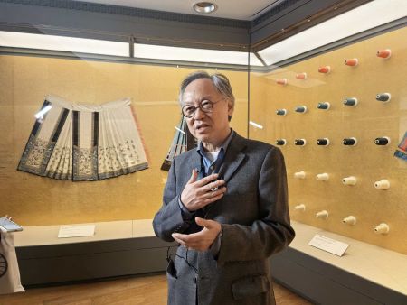 清华大学文科资深教授、清华大学艺术博物馆馆长鲁晓波。 清华大学文科资深教授、清华大学艺术博物馆馆长鲁晓波。