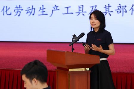 视源股份机器人事业群总裁龚子钰（谢明 摄）