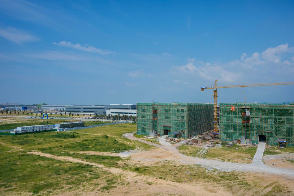 东方市湘琼先进制造业共建产业园。中新网记者 骆云飞 摄 9月9日，“追梦中华·侨见自贸港”2026海外华文媒体海南采访行走进东方市湘琼先进制造业共建产业园。中新网记者 骆云飞 摄